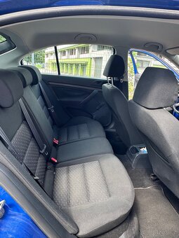 Škoda Octavia II 1.6 TDI - 17