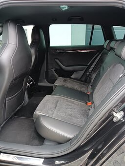 Škoda Superb Sportline 2.0 TDi 140kw - 17