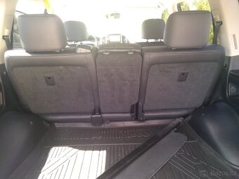 TOYOTA LANDCRUISER 200 V8 DIESEL Model 2021 R. V. 1O/2020 - 17