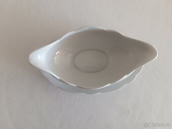 Zlatý jídelní servis - 17