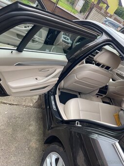 BMW 530d, Touring F11 | 190 kW | NADSTANDARDNÍ VÝBAVA | TOP - 17