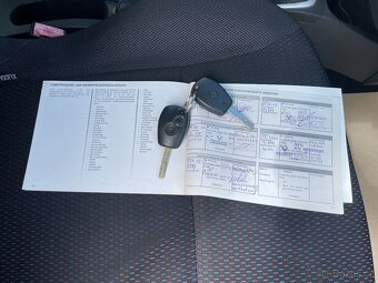 Renault Clio 1.2i  55kw pouze 122tis.naj - 17