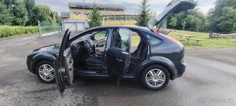 Prodám Ford Focus 1.6TDCI 66Kw r.v.2006 - 17