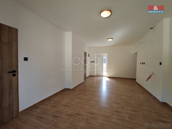 Prodej rodinného domu, 110 m², Holasovice - 17
