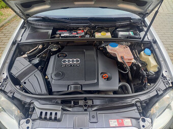 Audi A4, 2.0TDi 125kW S-line-Navi - 17