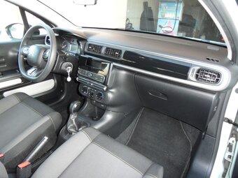 Citroen C3 1.2 PureTech,1.maj,zak. v ČR,najeto 29000km - 17