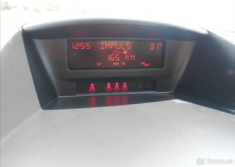 Peugeot 207 1,4 54 kW KLIMA Serviska benzín - 17