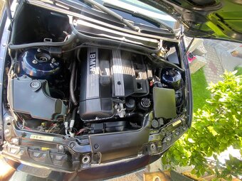 BMW E46 330i - 17