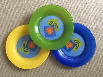 misa pevne sklo, ruzne sklenice - 17