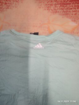 Dámské trika Adidas,guess - 17