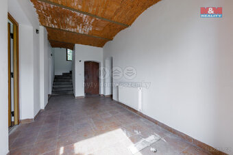 Prodej penzionu, 304 m², Hluboký, Ostrov - 17
