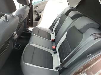 Škoda Fabia 1,2 TSI,66KW,NAVI,VÝHŘEV, - 17