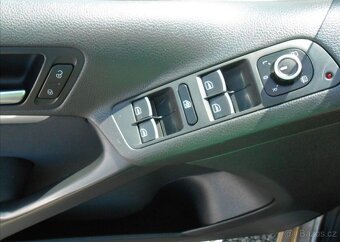 Volkswagen Tiguan 2,0 TDI 10 kW 4 x 4 Serviska nafta - 17