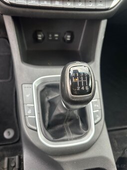 Hyundai i30,  Kombi 1,4 T-GDI - Go (103 Kw) - 17
