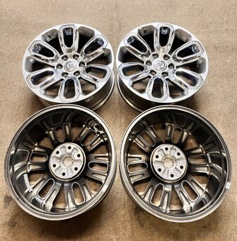 6x129.7 R20 Dodge RAM 1500 5Gen. 2022 Originál Alu - TOP - 17