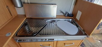 Karavan Knaus řidičák sk.B - 17