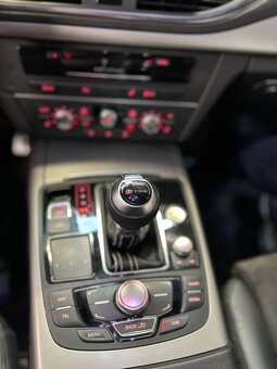 AUDI RS HLINIKOVA PERFOROVANA RADICI PAKA VOLIC AUTOMATU - 17