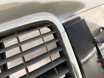 AUDI A6 4F C6 - nárazník + maska LZ9Y 4F0807437C - 17