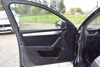 Škoda Octavia 1.0 TSI 85KW • NÍZKÝ NÁJEZD • TAŽNÉ - 17