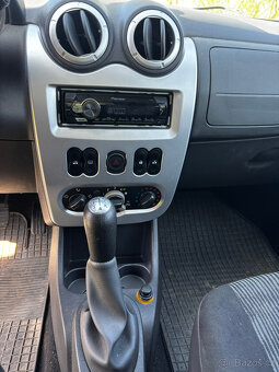 Dacia Sandero 1.4i 55kW, RV 2010, Servo, Klima, Nové v CZ - 17