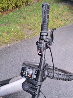 CUBE Stereo Hybrid HPC SLT 750 - 17