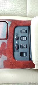 Lexus GS 450h - 17