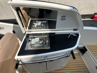 QUICKSILVER Activ 755 CRUISER + MERCURY F 250 V8 EFI EXLPT D - 17