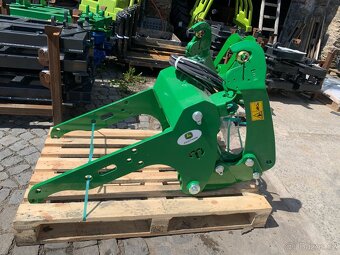 přední tříbodový závěs pro traktory John deere - 17