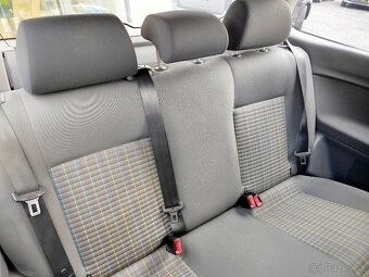 Volkswagen POLO 1.2i, r.v. 6/2009 najeto 164.610 km - 17