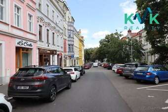 Prodej bytu 3+1, 94 m², mezonet, 2x mansarda, OV, Karlovy Va - 17