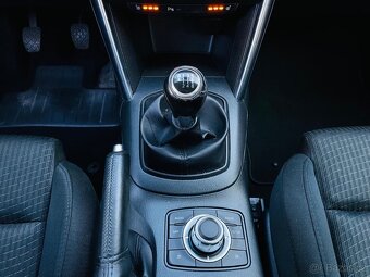 Mazda CX-5 2.0i MANUÁL VÝHŘEV SERVISKA SENZORY 2WD - 17