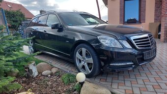 Mercedes Benz E 350cdi W212 AMG V6 - 17
