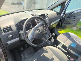 ZAFIRA B 1,9 TDCI - 17