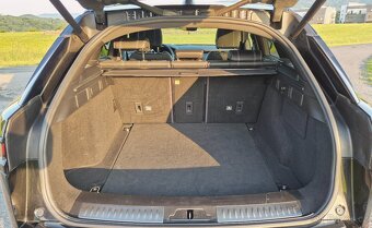 Prodám Land Rover Range Rover Velar, D300 HSE AWD R-Dynamic - 17