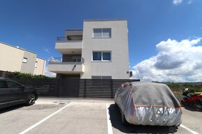 ☀Brodarica(HR)-novostavba bytu 63,07 m2 s dvorom☀ - 17