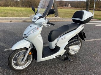 Prodám HONDA SH 300I - 17