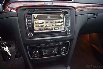 Škoda Superb 2,0TDi DSG,PLNÁ VÝBAVA - 17