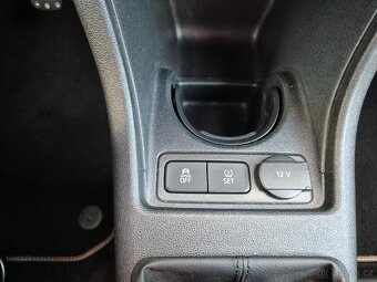 Volkswagen UP GTI - 17