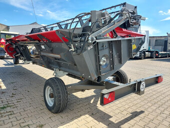 Sklízecí mlátička Massey Ferguson - MF 7370 Beta - 17