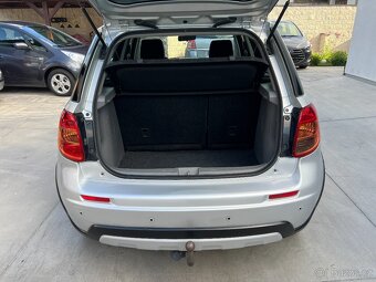 SUZUKI SX4 1.6i 88KW 4x4 75000KM TAŽNÉ VYHŘ.SEDA.LETNÍ+ZIMNÍ - 17