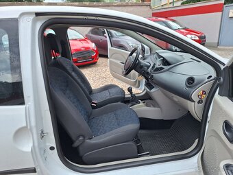 Renault Twingo 1.2i 43KW - 17