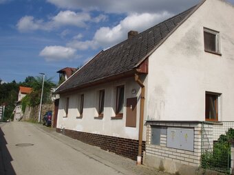 PRODEJ RODINNÉHO DOMU V J, HRADCI -Sleva - 17