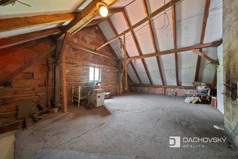 Prodej rodinného domu 103 m², pozemek 2.306 m², Seč - 17