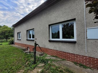 PRODÁM 2x bytová jednotka, 1x garáž + stavební pozemek - 17