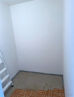 Prodej 3+1 OV - Poruba, ul. J. Ziky, 81 m2, balkon. Dohoda - 17