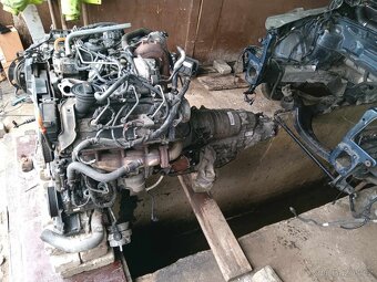 Veškeré náhradní díly na audi a6 c6 4f - 17