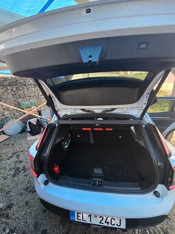 VOLVO EX30 PURE ELECTRIC SINGLE ENGINE XTENDED RANGE AUT PL - 17