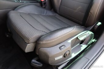 Volkswagen Golf 7 Variant Highline 1.4 TSI 90 kw, DSG, Xenon - 17