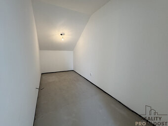 Prodej rodinného domu  80 m² pozemek 160 m²   Bezručova, Hod - 17