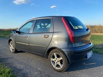 FIAT PUNTO II.  1.2 8v 44kW ŠEDÁ rok 2002 - 17